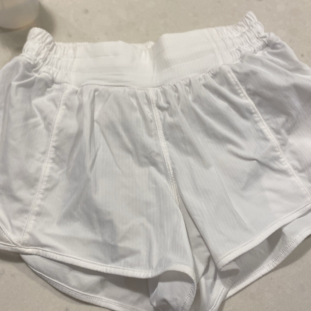 Lululemon Soft Pink Activewear Shorts - Picture 4 of 5